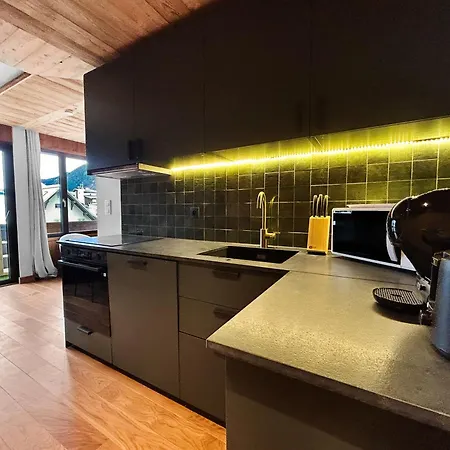 Hyper Centre Balcon Parking Prive Апартаменты *